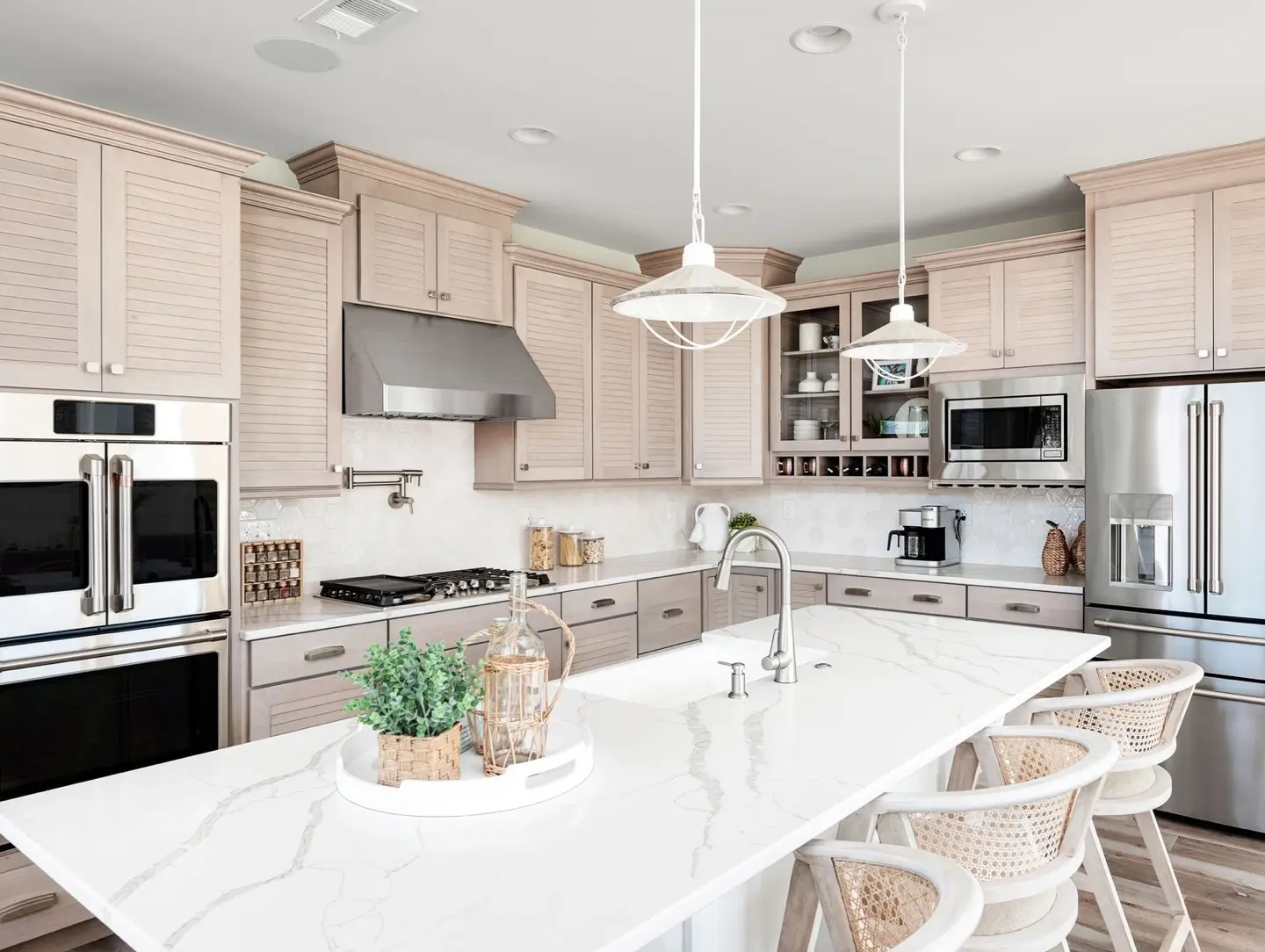 Products wellborn cabinet